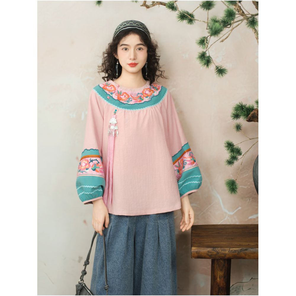 Su Luo s Autumn Original Design Ethnic Style Retro Embroidered Loose Shirt in image 3