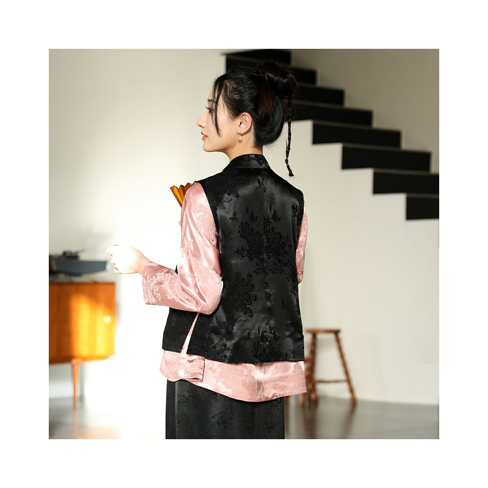 Taozhi Yaoyao 2023 Spring Black Phoenix Chinese style literary buckle stand collar shoulder vest solid color black image 2