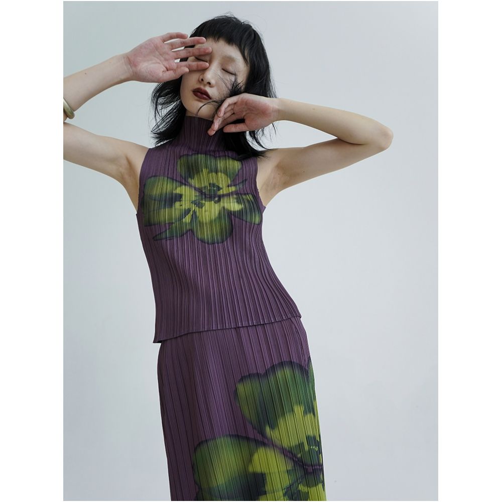 T Lonely 1 MGLM Printed Wrinkle Set with Folded Design image 5