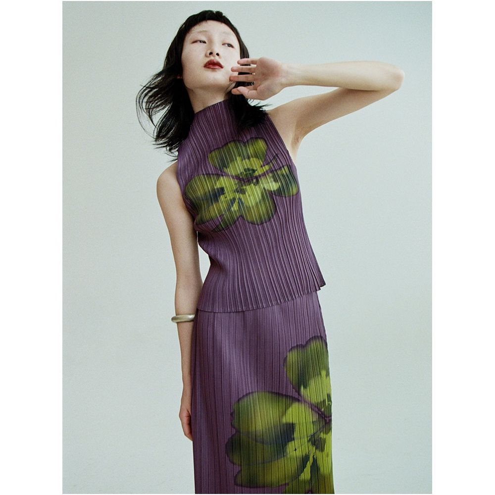 T Lonely 1 MGLM Printed Wrinkle Set with Folded Design image 0