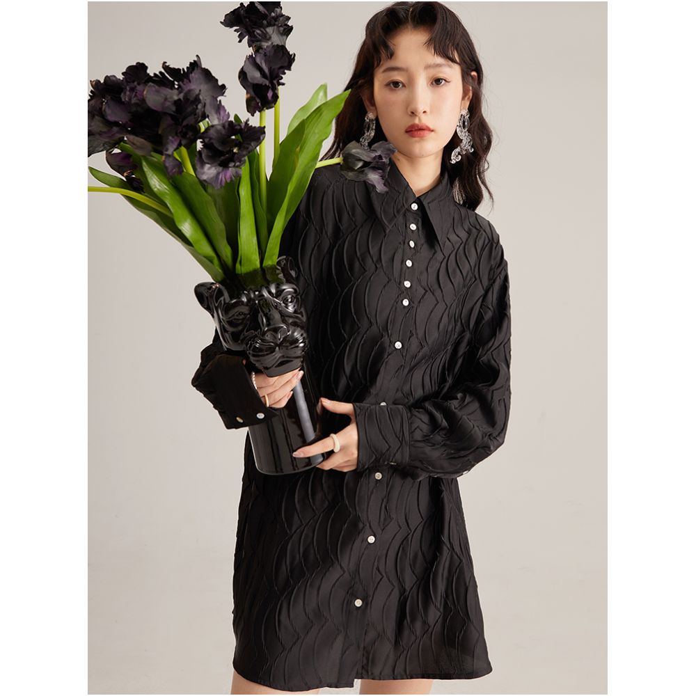Original design by UART with ears light and flower long sleeved shirt women s design sense niche long white shirt top image 11