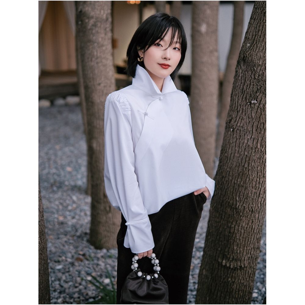 Interface bamboo fiber deconstructionist new Chinese style stand up collar buckle elegant and versatile right angled shoulder white shirt for women image 0