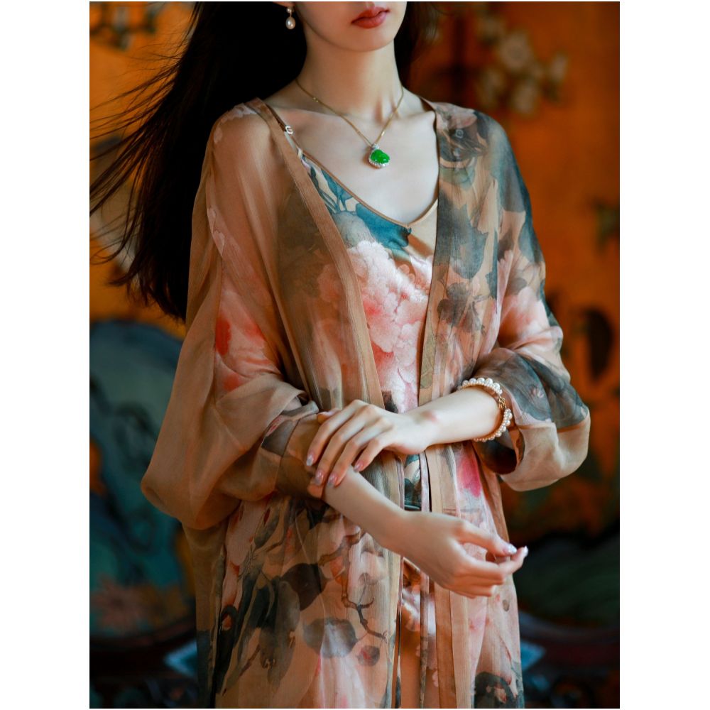 Painting Curtain Spring Drunken One City Wind Plush Silk Satin Retro Printed Daily Strap and Half Skirt Set Temperament image 1