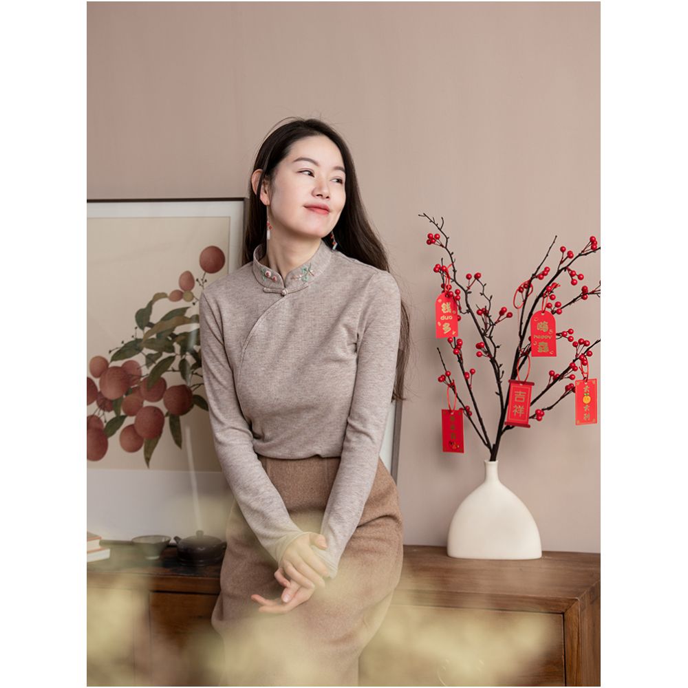 Mo Shang Lan Bu s life is rare one confidant two new Chinese Hanfu national style embroidered base shirt women s top trend image 1