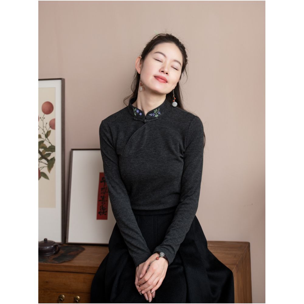 Mo Shang Lan Bu s life is rare one confidant two new Chinese Hanfu national style embroidered base shirt women s top trend image 3