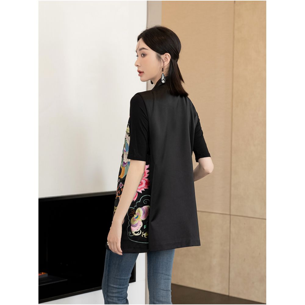 Advanced black vinegar embroidered Chinese style vest for women in spring and autumn improved Chinese style buckle cheongsam top image 5