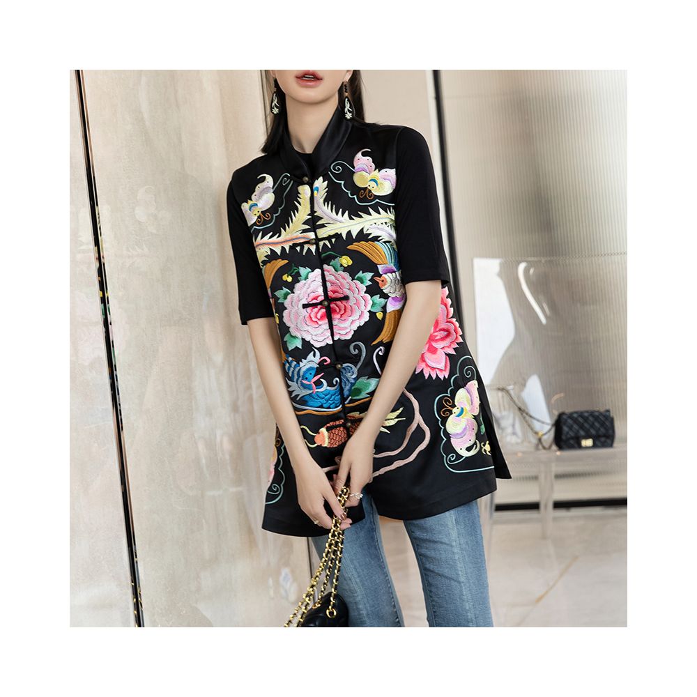 Advanced black vinegar embroidered Chinese style vest for women in spring and autumn improved Chinese style buckle cheongsam top image 9