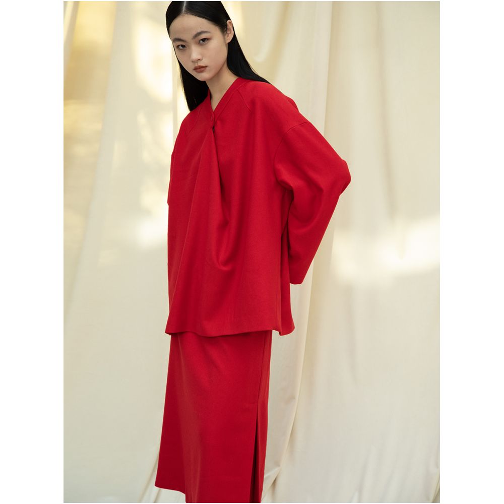 Knitted fabric three dimensional cutting Chinese elements high cold and bright red shirt set image 8