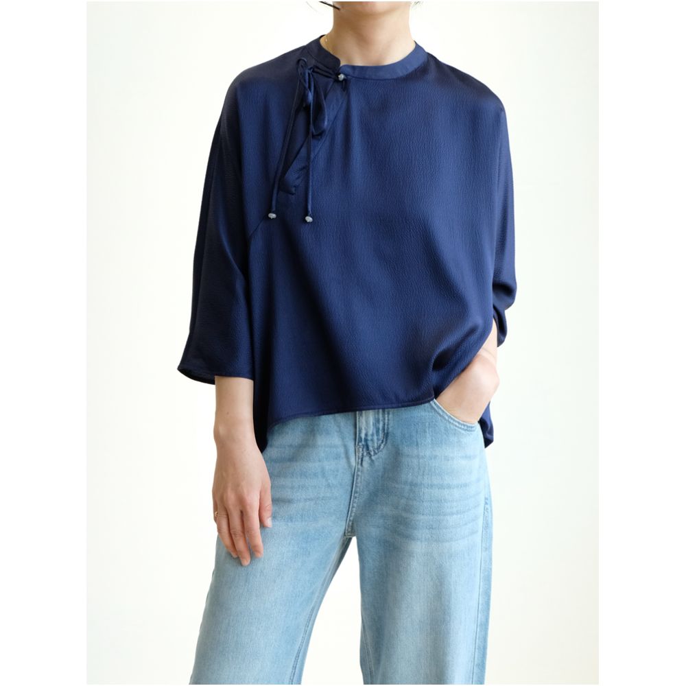 Real silk pearl satin new Chinese style top women s standing collar slanted collar seven quarter sleeve top shirt tie design SY012 image 2
