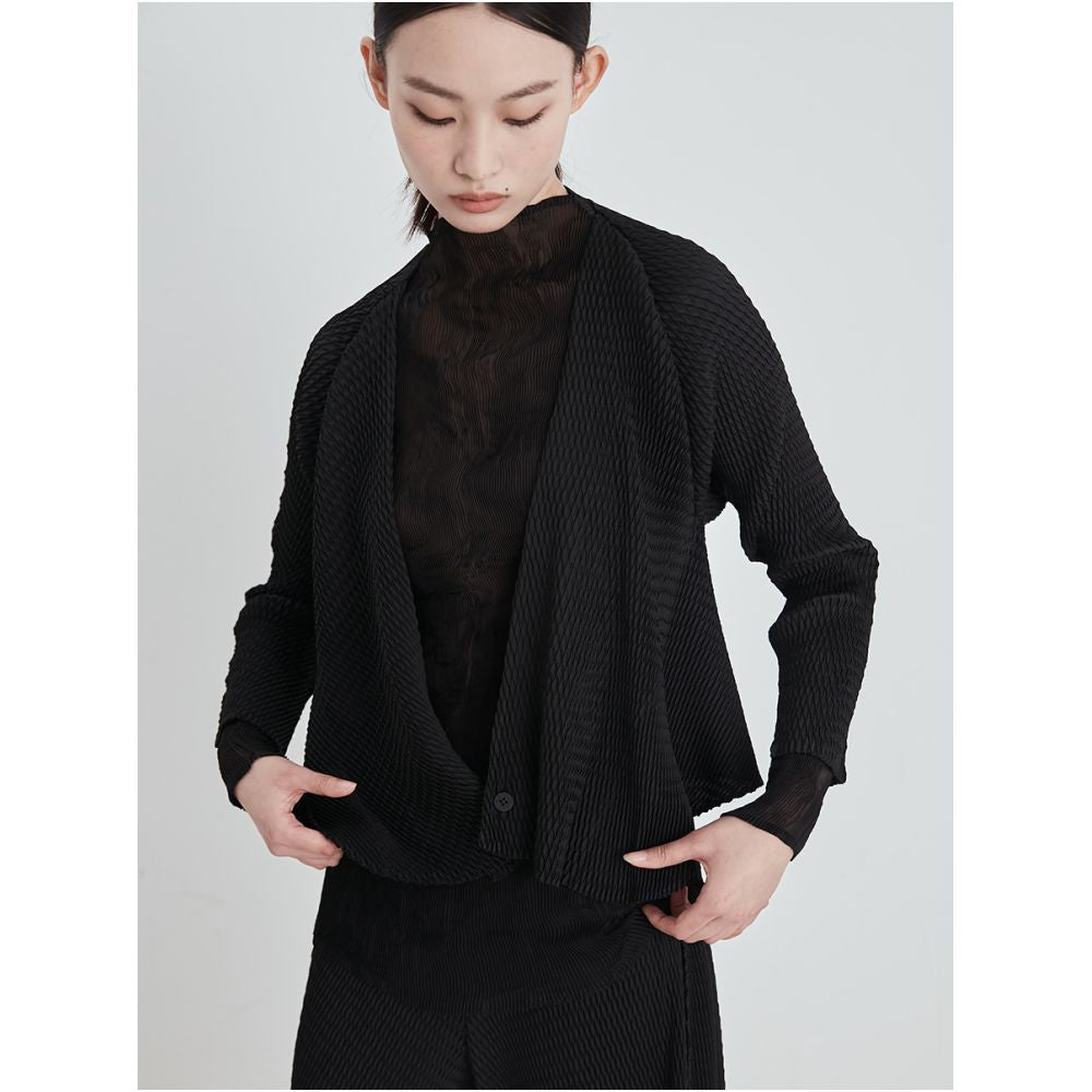 Whitecube 2024 Spring B u0026V Green Retro Main Line Fish Scale Fold One Button Design Short Small Coat for Women image 4
