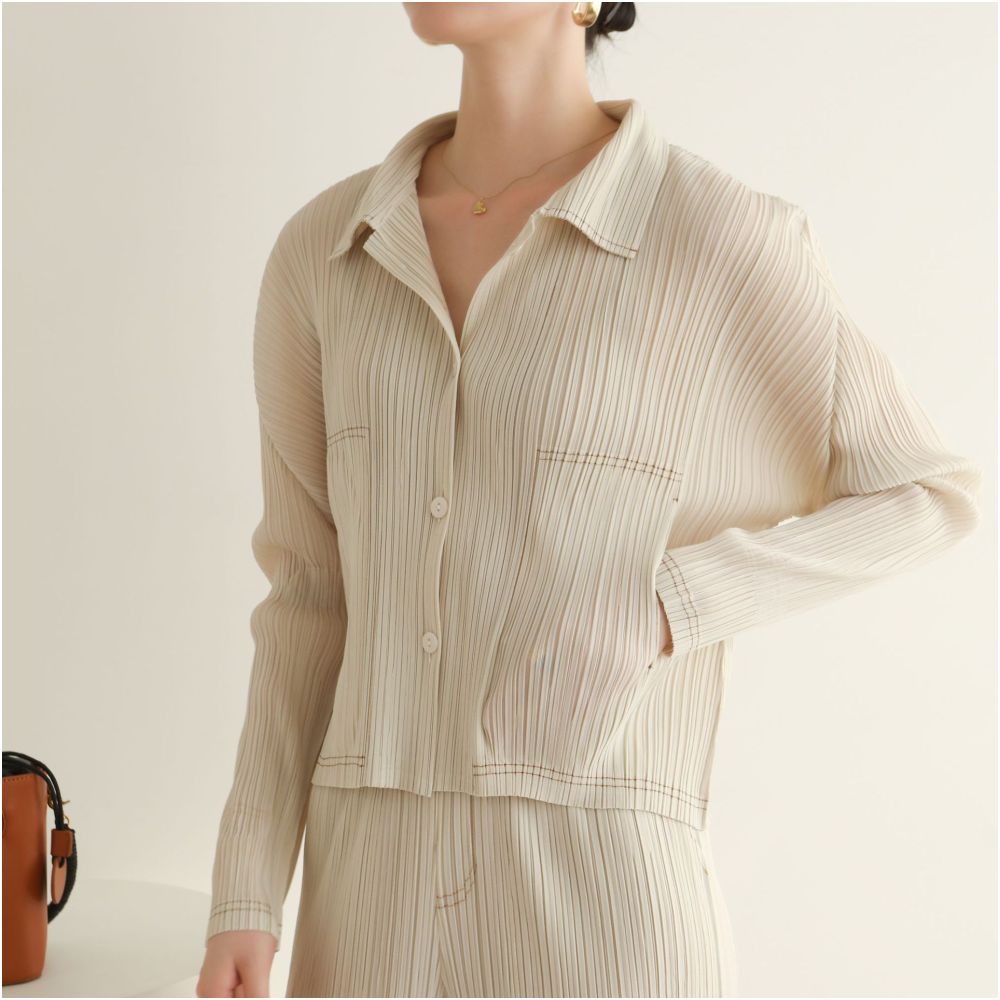Quality of pleated clothing counter autumn and spring styles high end pleated Korean casual lapel denim shirt cropped pants set image 9