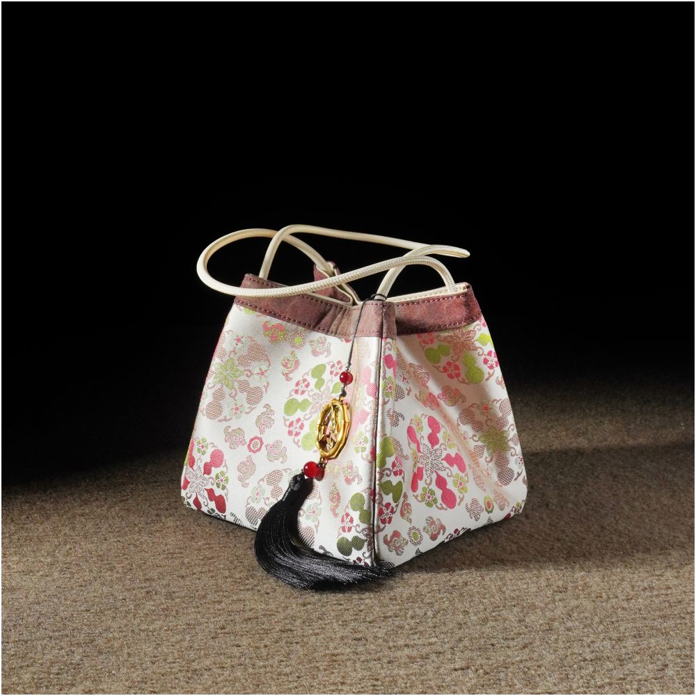 New Chinese style Chinese style handbag fragrant cloud yarn handbag small square handbag with cheongsam handbag mulberry silk women s small handbag image 20