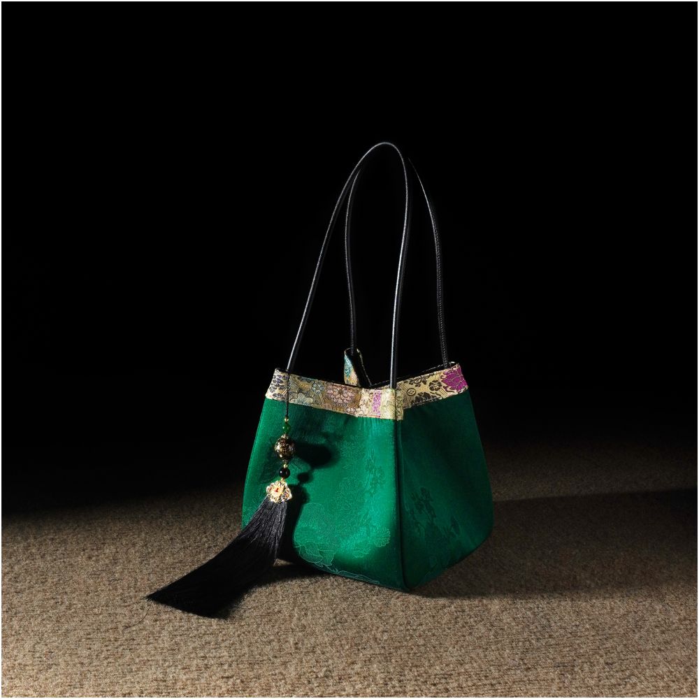 New Chinese style Chinese style handbag fragrant cloud yarn handbag small square handbag with cheongsam handbag mulberry silk women s small handbag image 29