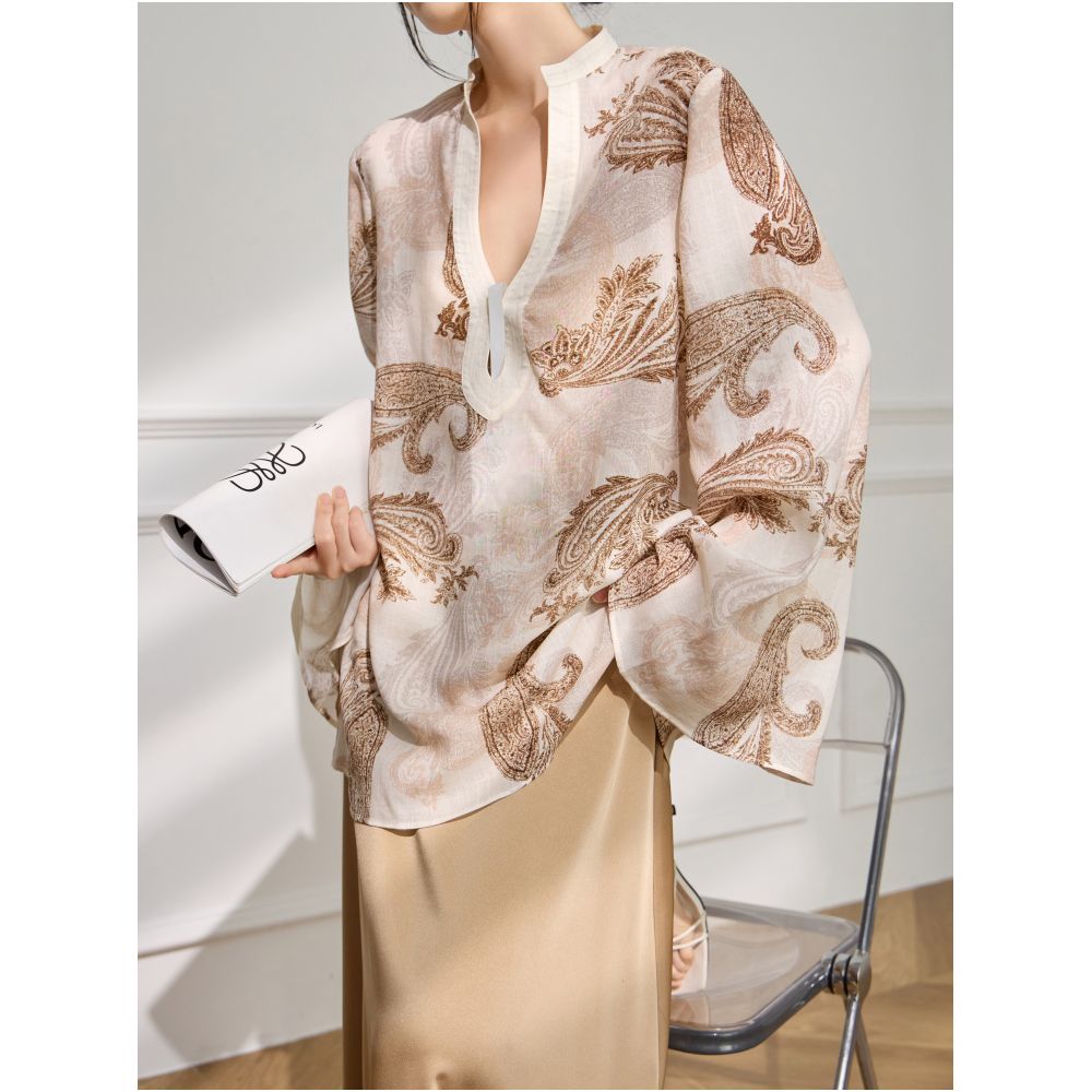 Plum Jan New Chinese style vacation V neck embroidered long sleeved loose casual high end top 2025 summer new item image 5