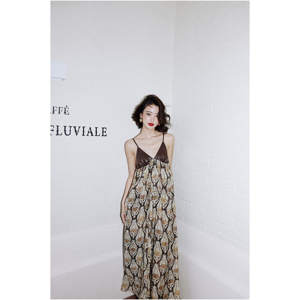 Rosebanks Boho chic whose DNA is in motion Vacation style contrasting colors big skirt suspender dress image 6