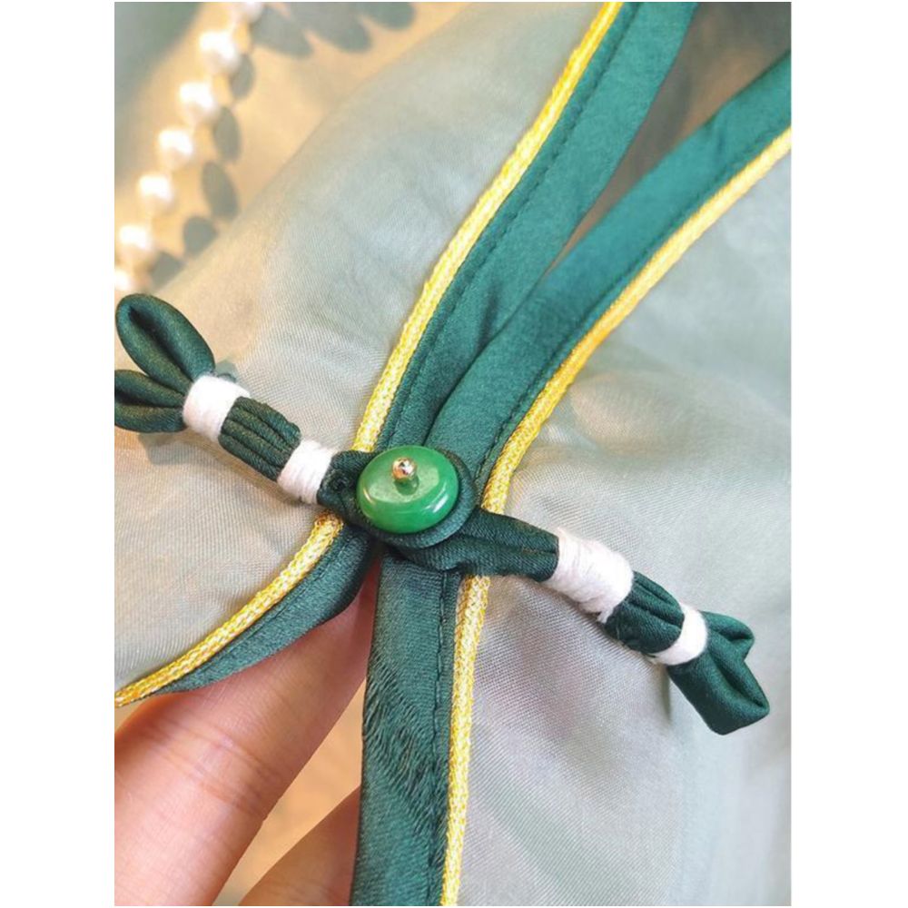 New Chinese style buckle vest top for women in autumn 2025 retro style improved embroidery sleeveless temperament worn with a vest image 4