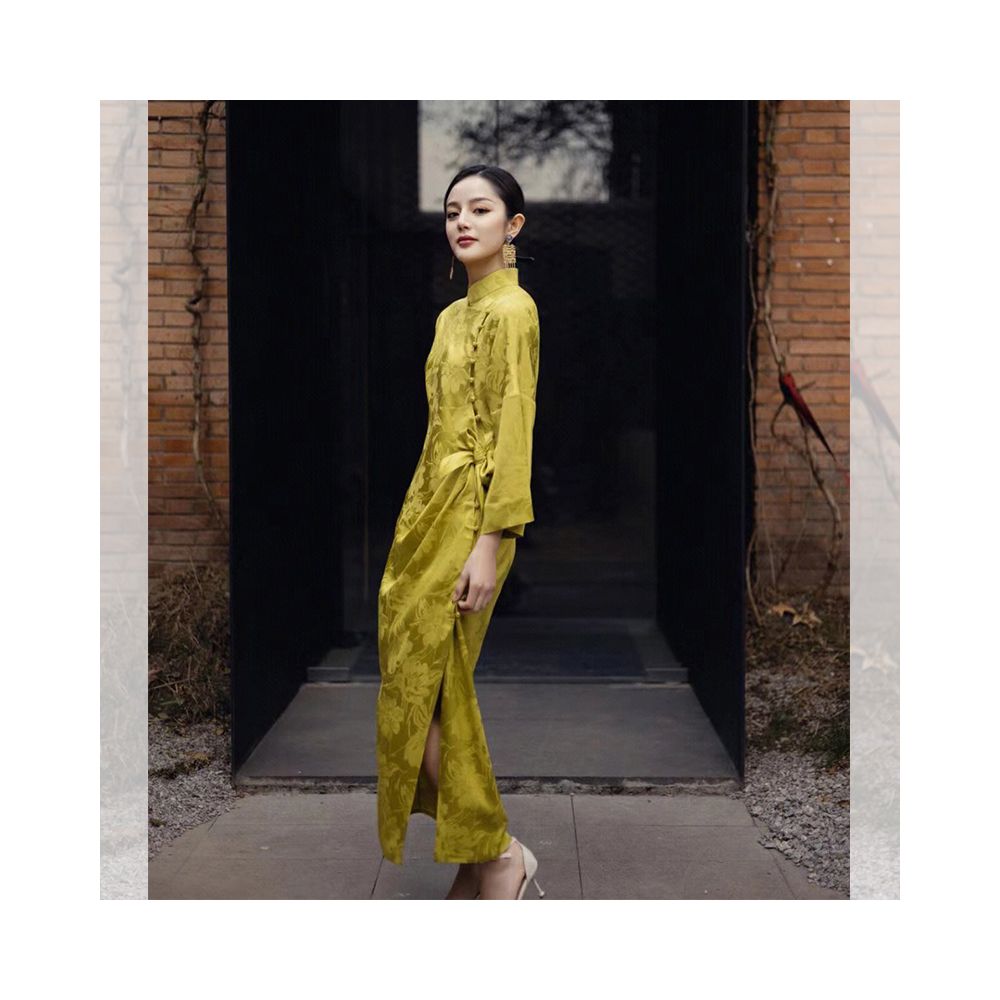 Golden Morning Robe Female Bride Improved Cheongsam Young Style New Chinese Style Yellow Dress Early Autumn Engagement Dress image 2
