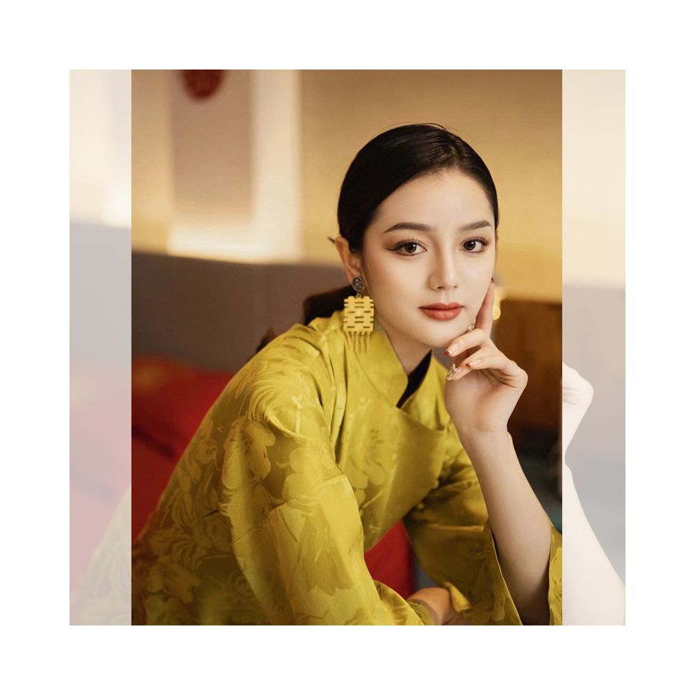 Golden Morning Robe Female Bride Improved Cheongsam Young Style New Chinese Style Yellow Dress Early Autumn Engagement Dress image 5
