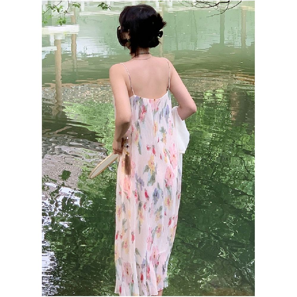 2023 new round neck camisole dress for women in mid summer with a long and stylish design that makes the dress look slim and covers the flesh Large size camisole dress image 3