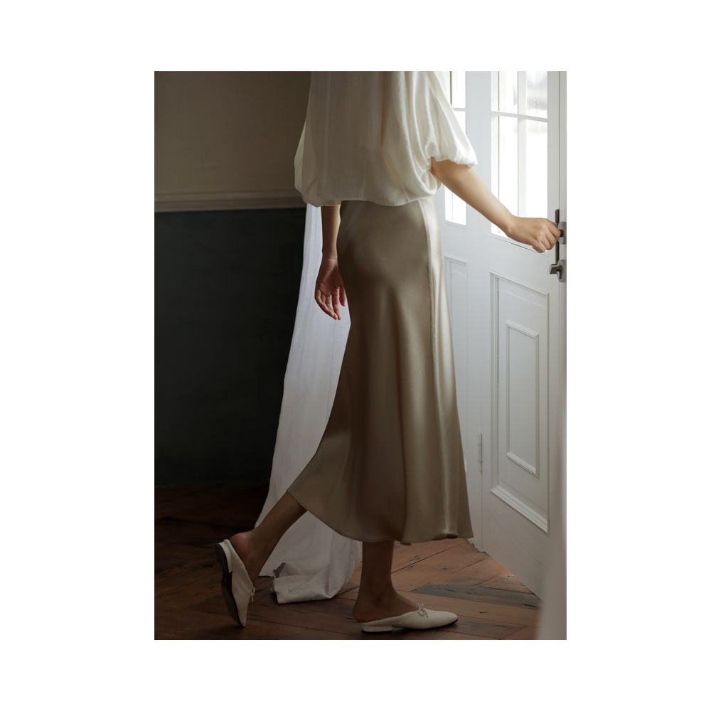 Commuse memory imported acetic acid satin silky smooth hanging slimming elastic waistband A line mid length skirt image 18