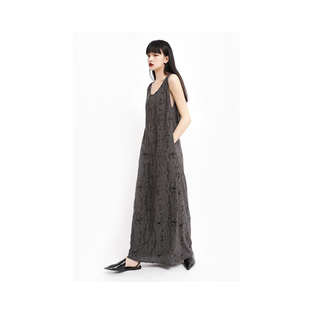 APOZi Landscape Series Grey Hole Loose Strap Dress for Women Tall and Elegant Long Skirt Zixia New Style image 2