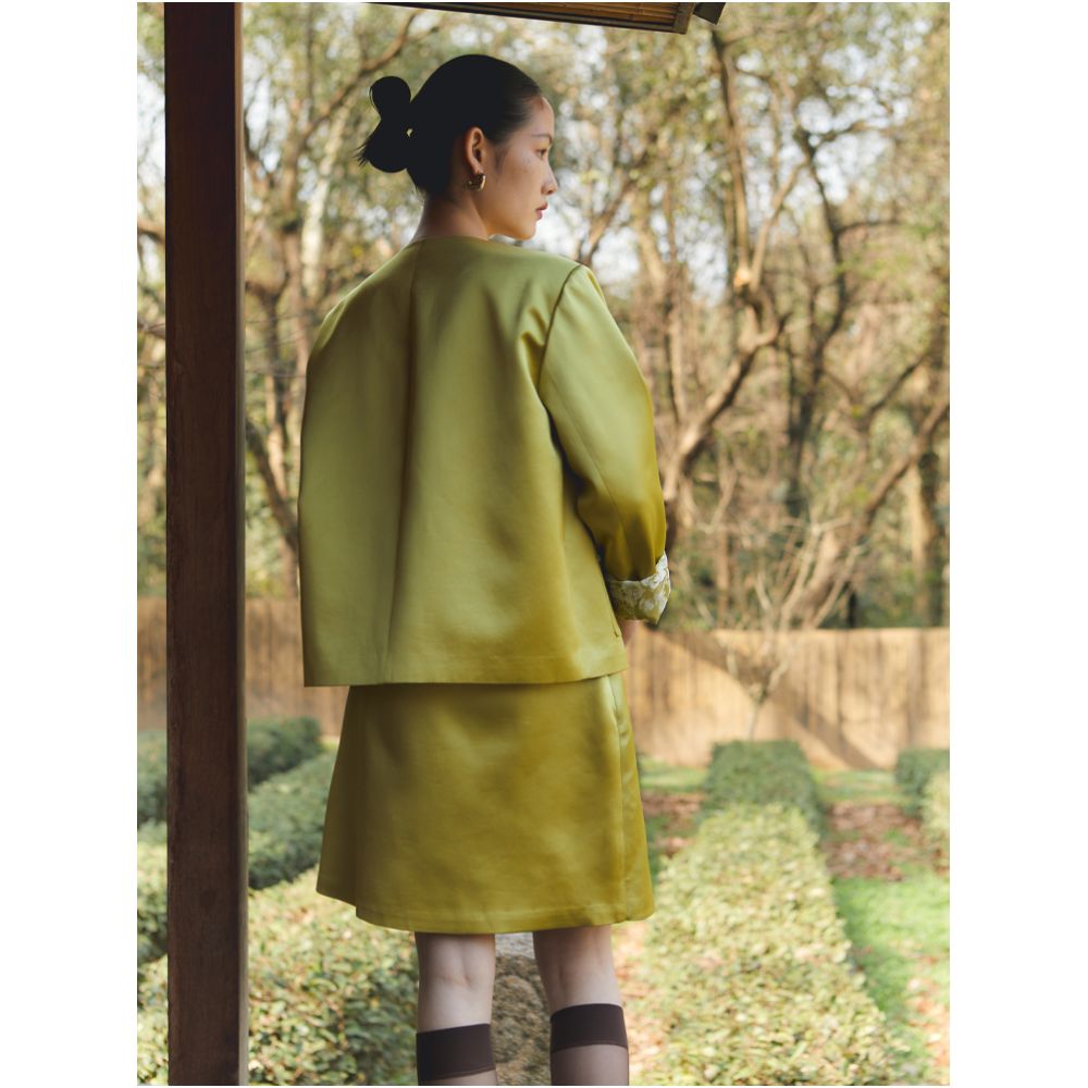 PaleBlueDot original design bright green glossy round neck suit jacket A line short skirt set autumn image 3