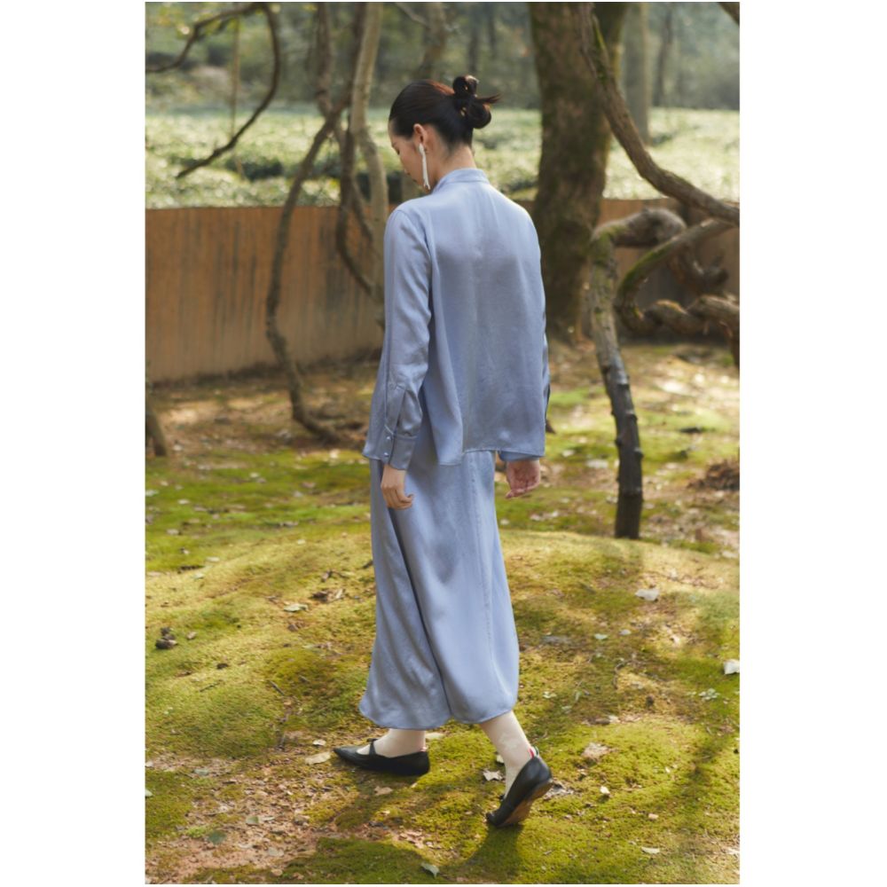 SALE6 Blue Dot Original Design New Chinese Blue Acetic Acid Asymmetric Half Body Skirt Spring image 4