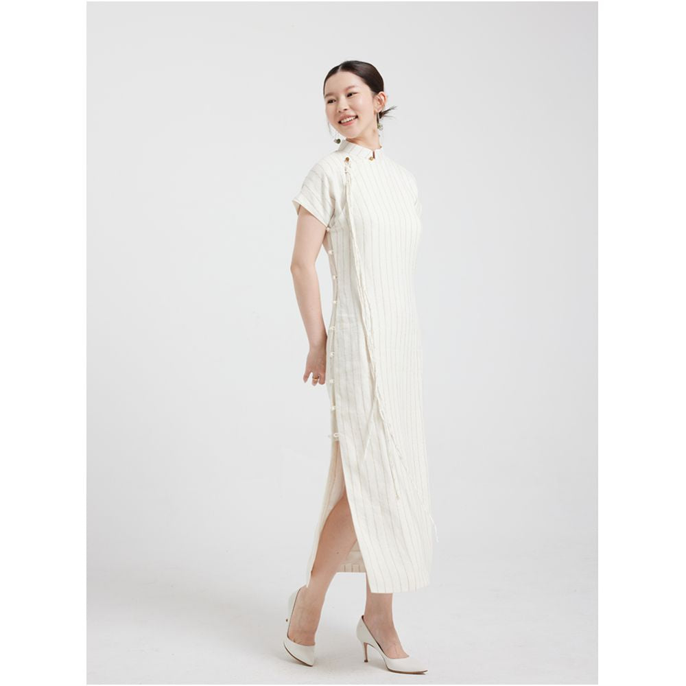 Original Qipao by Wang Futian Zen inspired imported linen handmade tassel long sleeveless ancient style qipao image 3