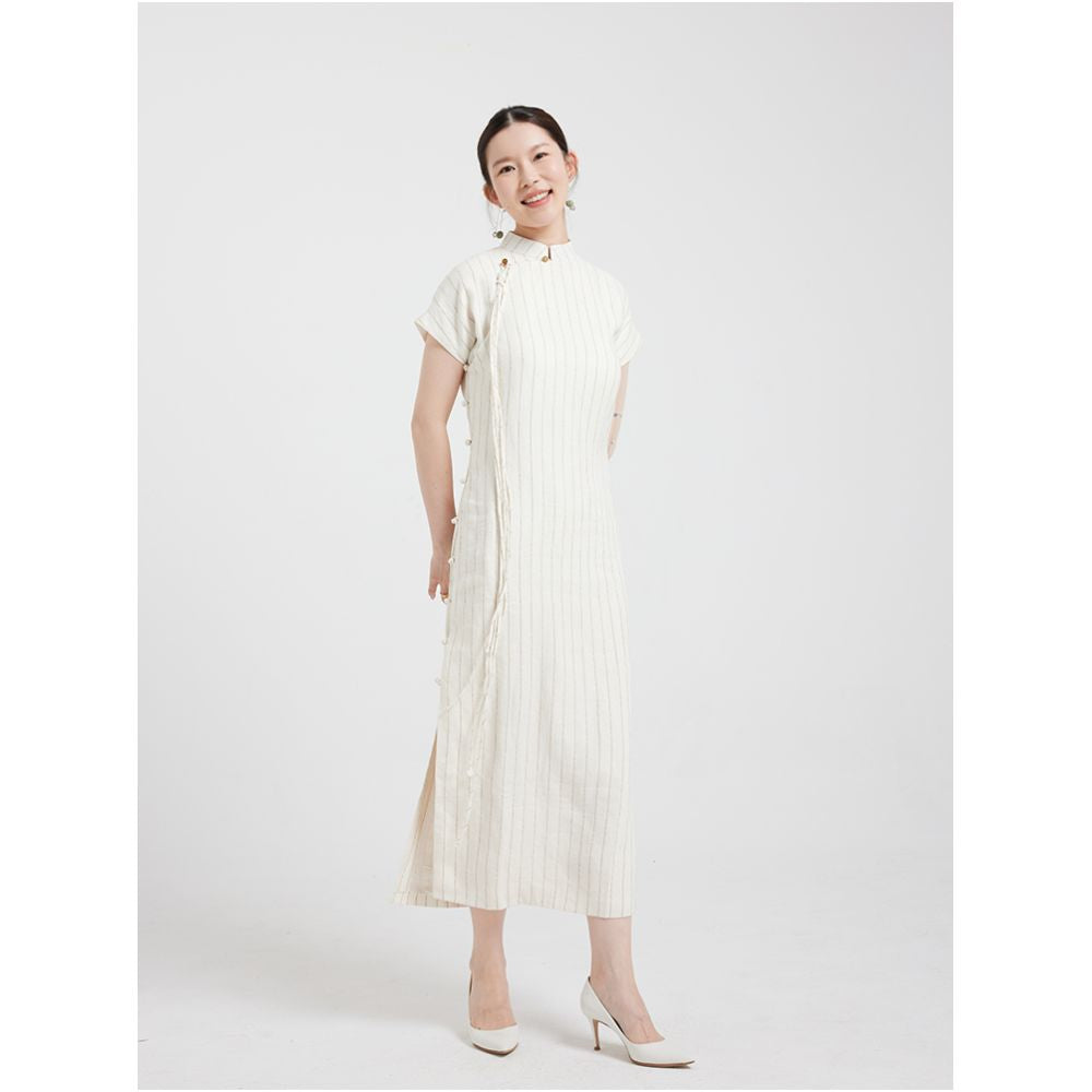 Original Qipao by Wang Futian Zen inspired imported linen handmade tassel long sleeveless ancient style qipao image 4
