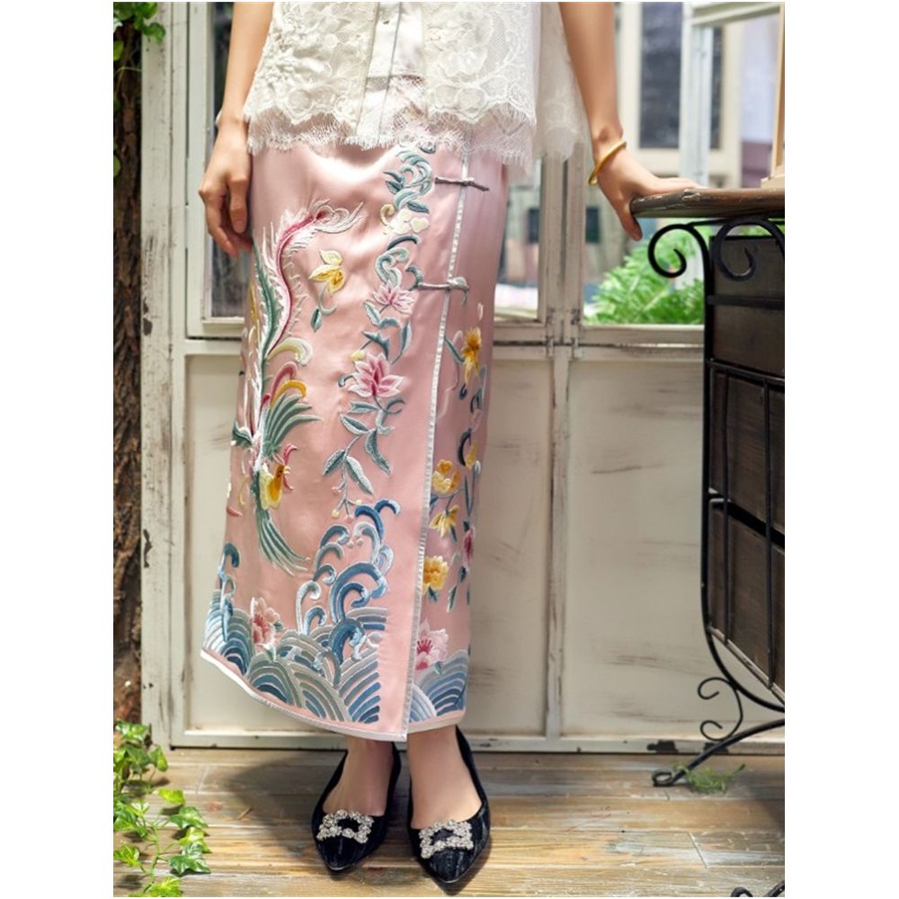 Town Store Baby JCL952 Spring and Autumn Heavy Industry Phoenix Embroidery Delicate Pink Chinese Half body Hip Wrapping Skirt Long Skirt Four Seasons image 0