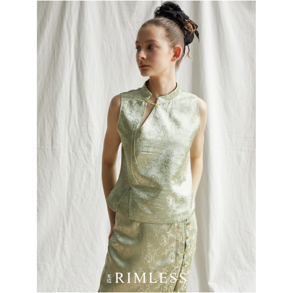 RIMLESS Unlimited Original Custom Vine Jacquard Improved Cheongsam Set with Small Stand up Collar Top and Splicing Half Skirt image 2