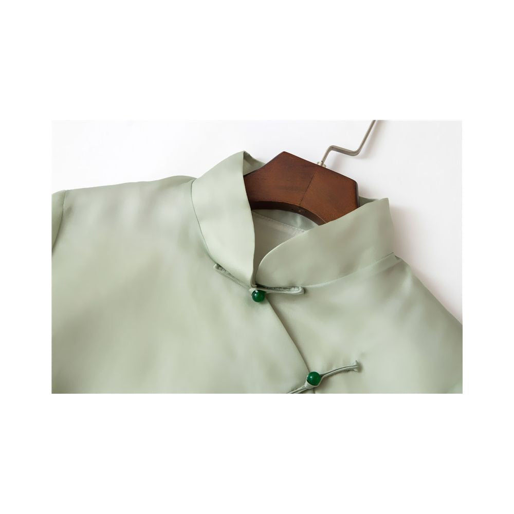 Chinese style silk embroidery short sleeved women s Chinese style jade button green horseclip slim fit short top T shirt women s clothing image 2