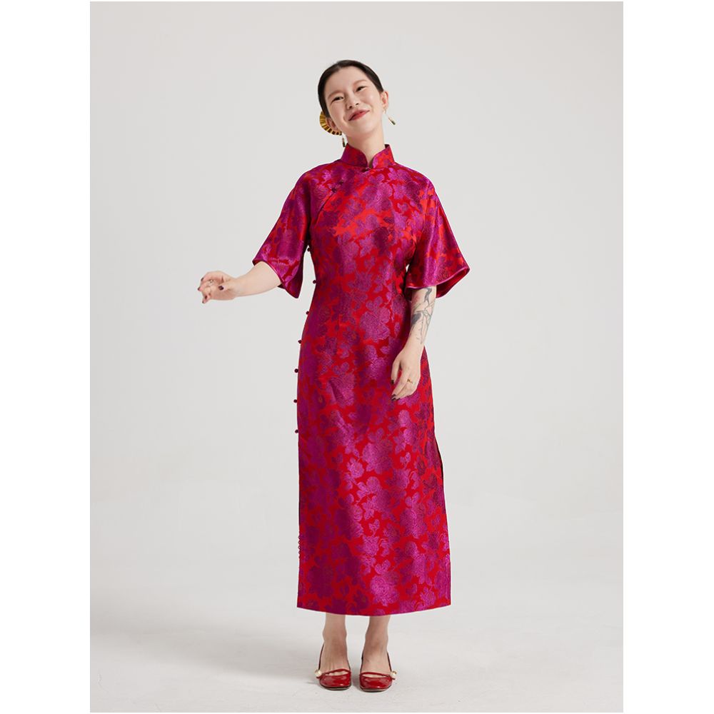 Wang Nitian s original cheongsam Silk jacquard brocade palace pink wedding toast dress with open front and large handmade sleeves image 0
