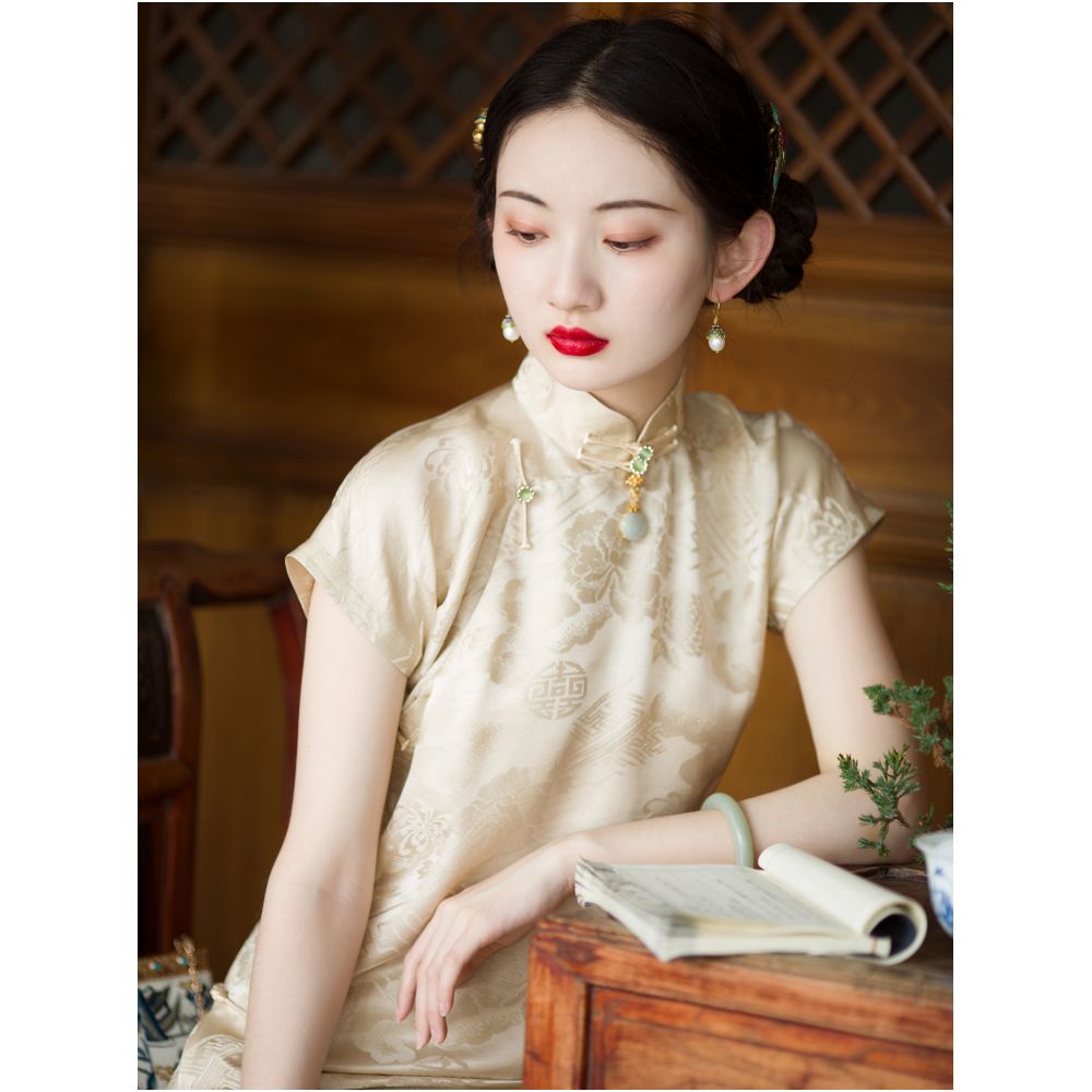 Spring Charm One City Style Republic of China Style Silk Jacquard Stand up Collar Full Open Cheongsam Young Style Daily Original image 0
