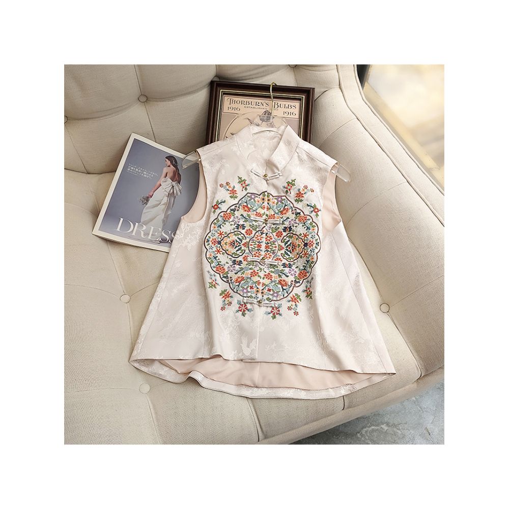 Retro Chinese style improved version cheongsam style vest women s summer new style Chinese style embroidered Tang style versatile vest top trend image 0