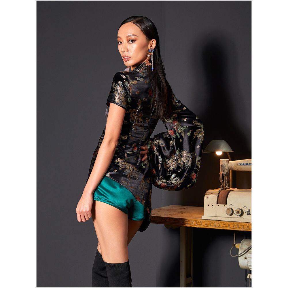Jiro 2024 Original Unique Design Style Store Mysterious Dark Series Asymmetric Swing Sleeve Slimming Cheongsam Top image 2