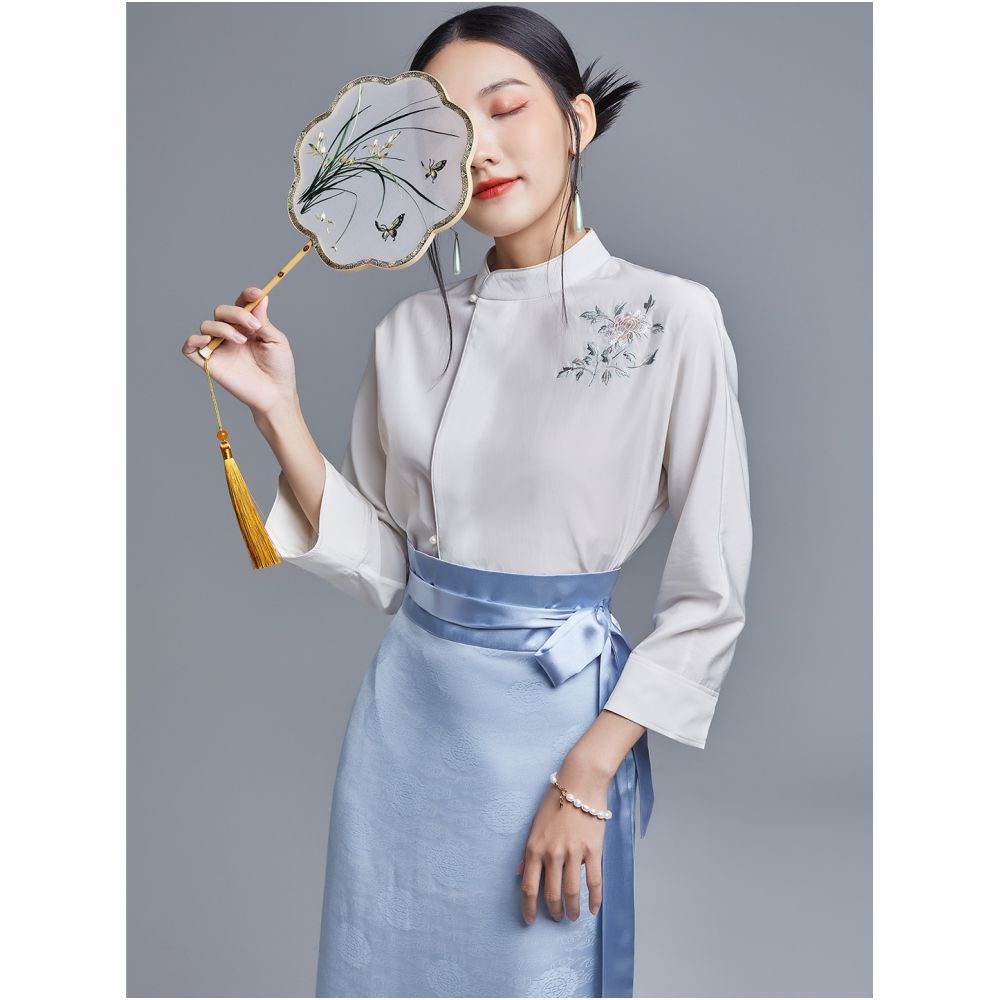 Moyu 2024 Summer New Chinese Style Retro Embroidered Improved Cheongsam Hanfu Modern Chinese Top Shirt Women image 0