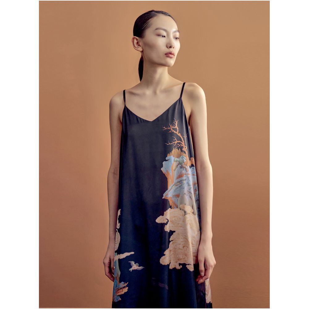 RECLUSE Yunshan Chinese style green mountain and water dress with retro print design V neck suspender mid length skirt image 3