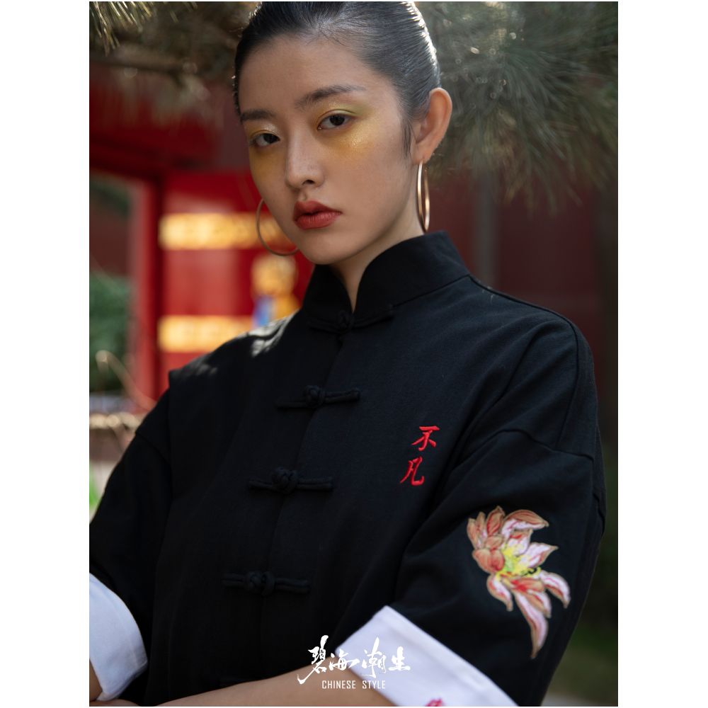 Bihai Chaosheng s new all creatures look extraordinary and original Chinese style China Chic loose button short sleeved t shirt Tang suit men and women image 0
