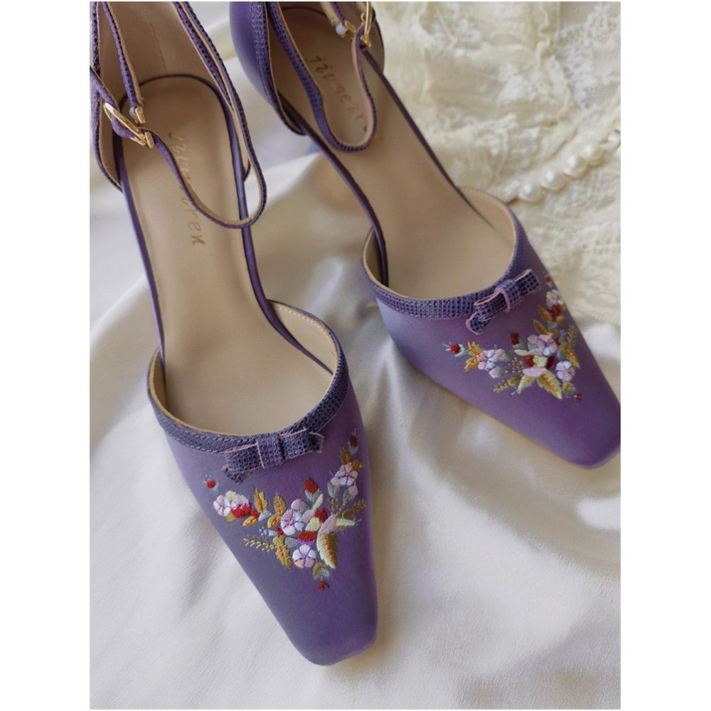 Queen Vintage Embroidered Chinese Style Series Lotus Purple Silk Embroidered Retro Square Head Low Heel Cheongsam Sandals image 35