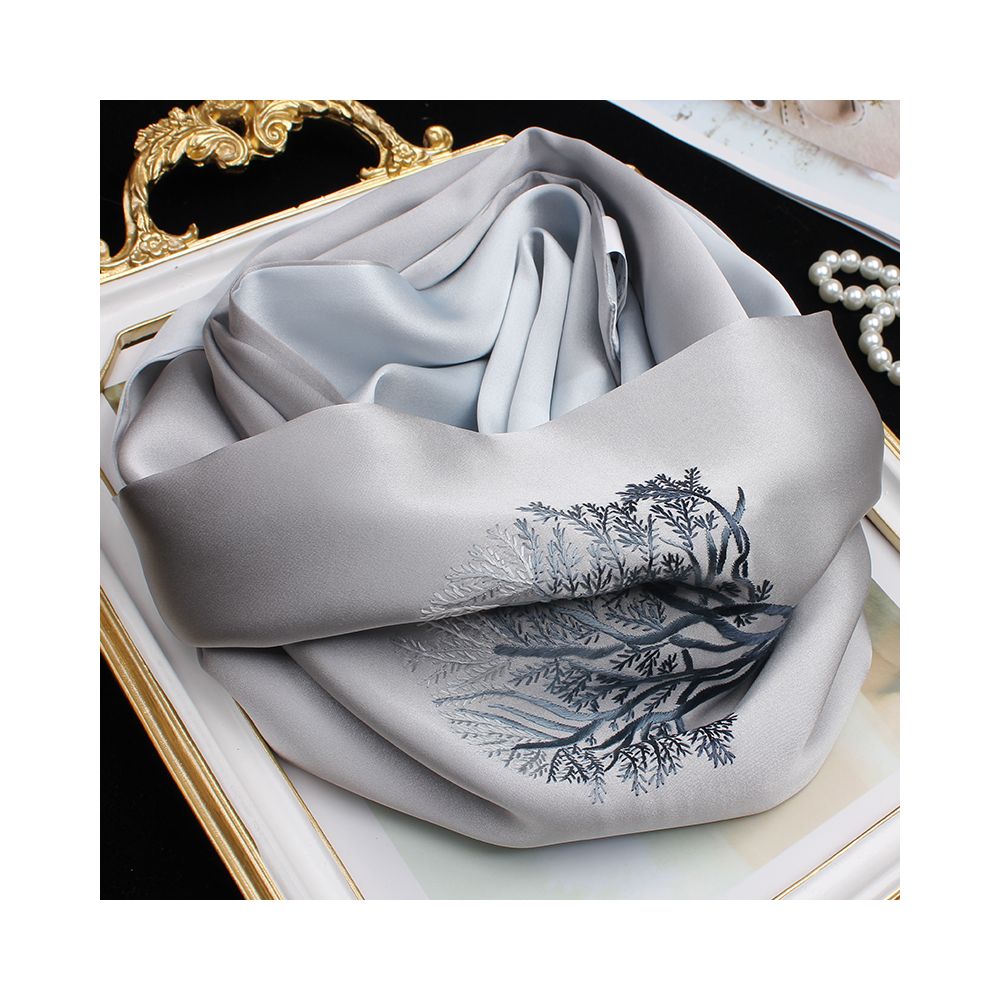 Embroidered mulberry silk long scarf middle aged men and women s silk scarf embroidered Suzhou silk Suzhou embroidery special souvenir image 0