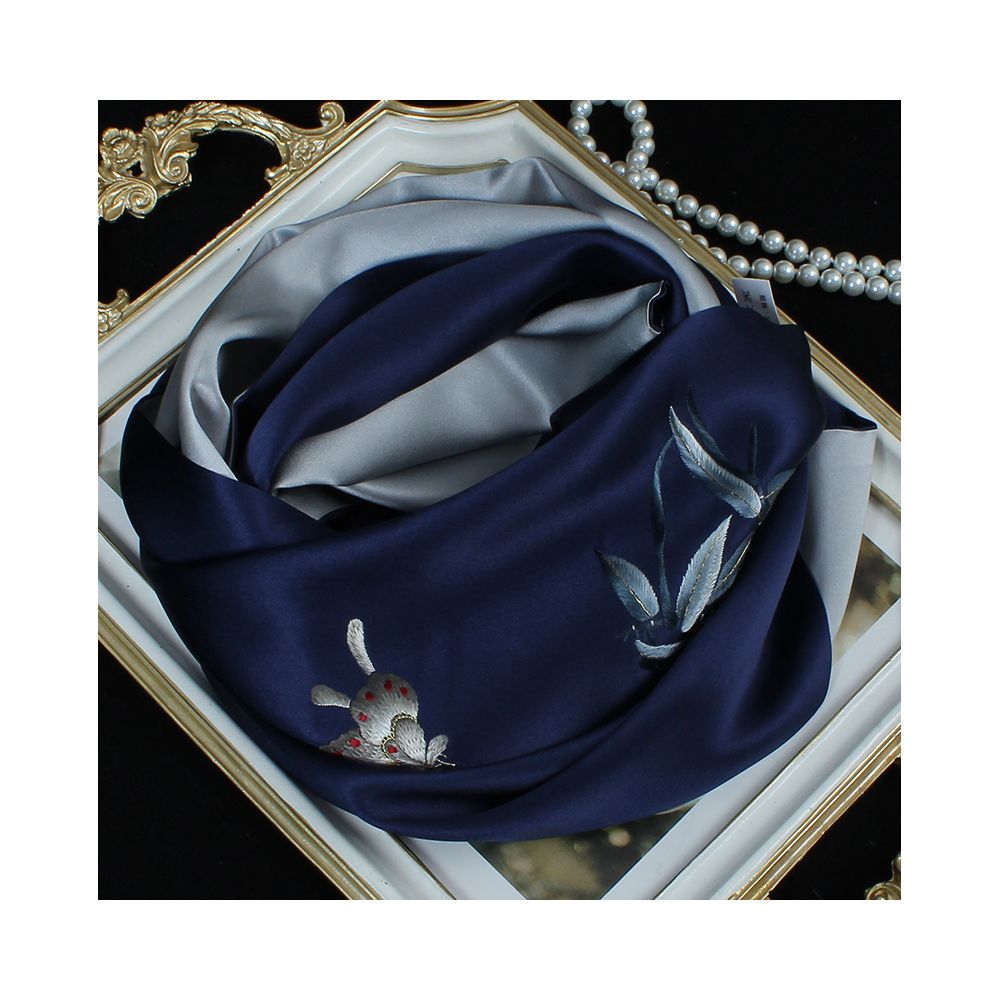 Embroidered mulberry silk long scarf middle aged men and women s silk scarf embroidered Suzhou silk Suzhou embroidery special souvenir image 11