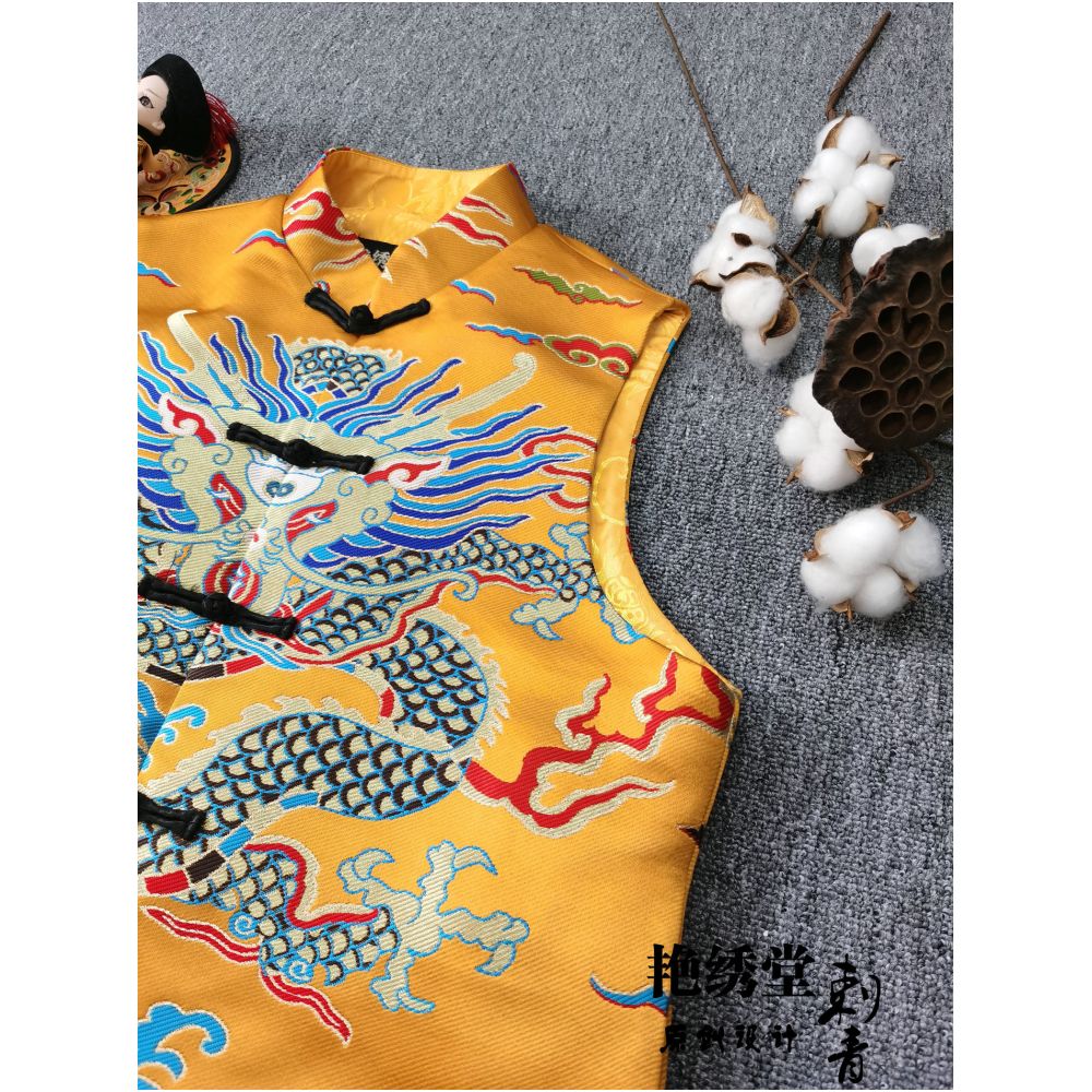 Internet celebrity original design Chinese style retro brocade Tang style dragon robe men s and women s personalized buttoned vest vest image 5
