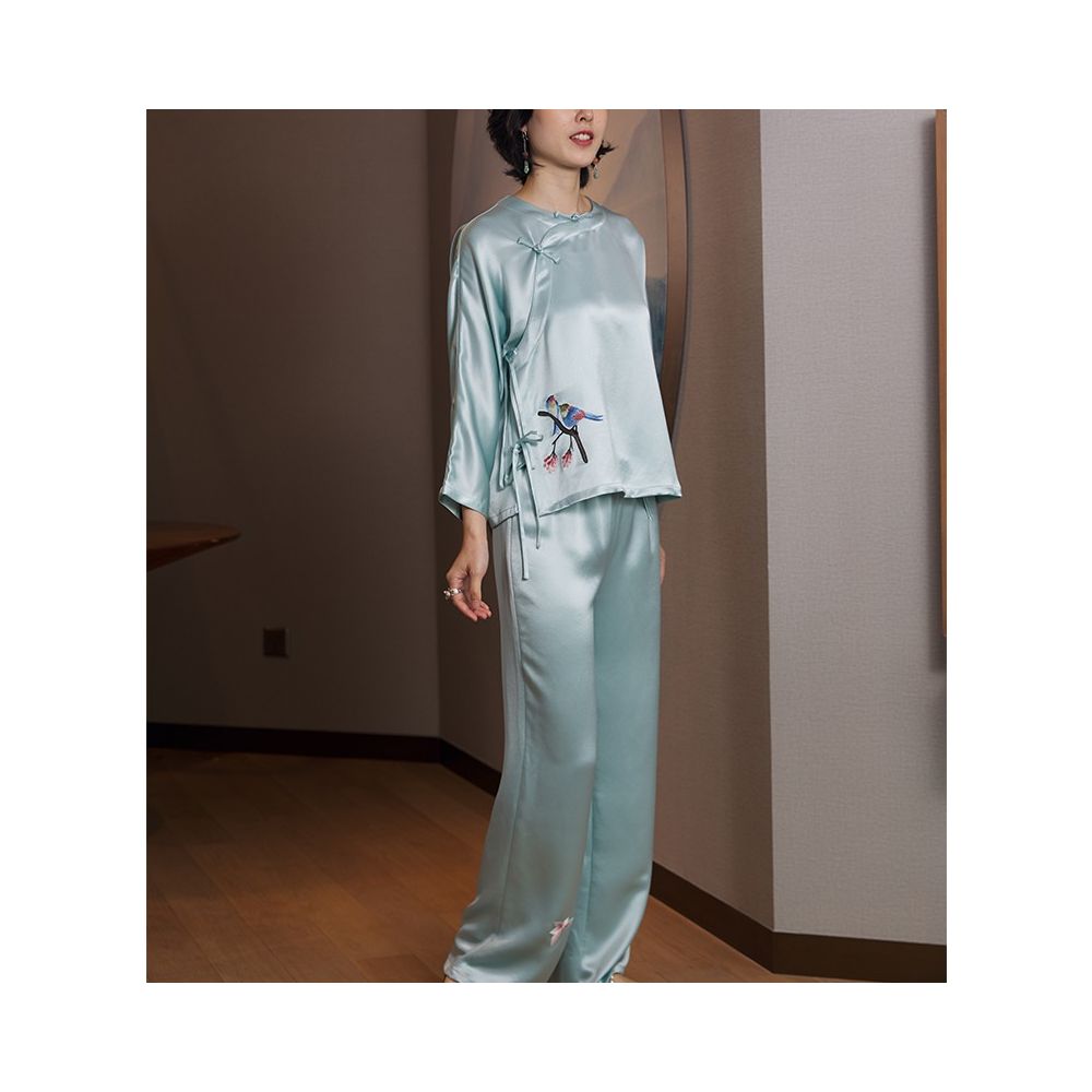 Offline Blood Loss Price CPP755 Acetate Satin Chinese Style Embroidery Hanfu Top Chinese Women s Embroidery Home Furnishings image 112
