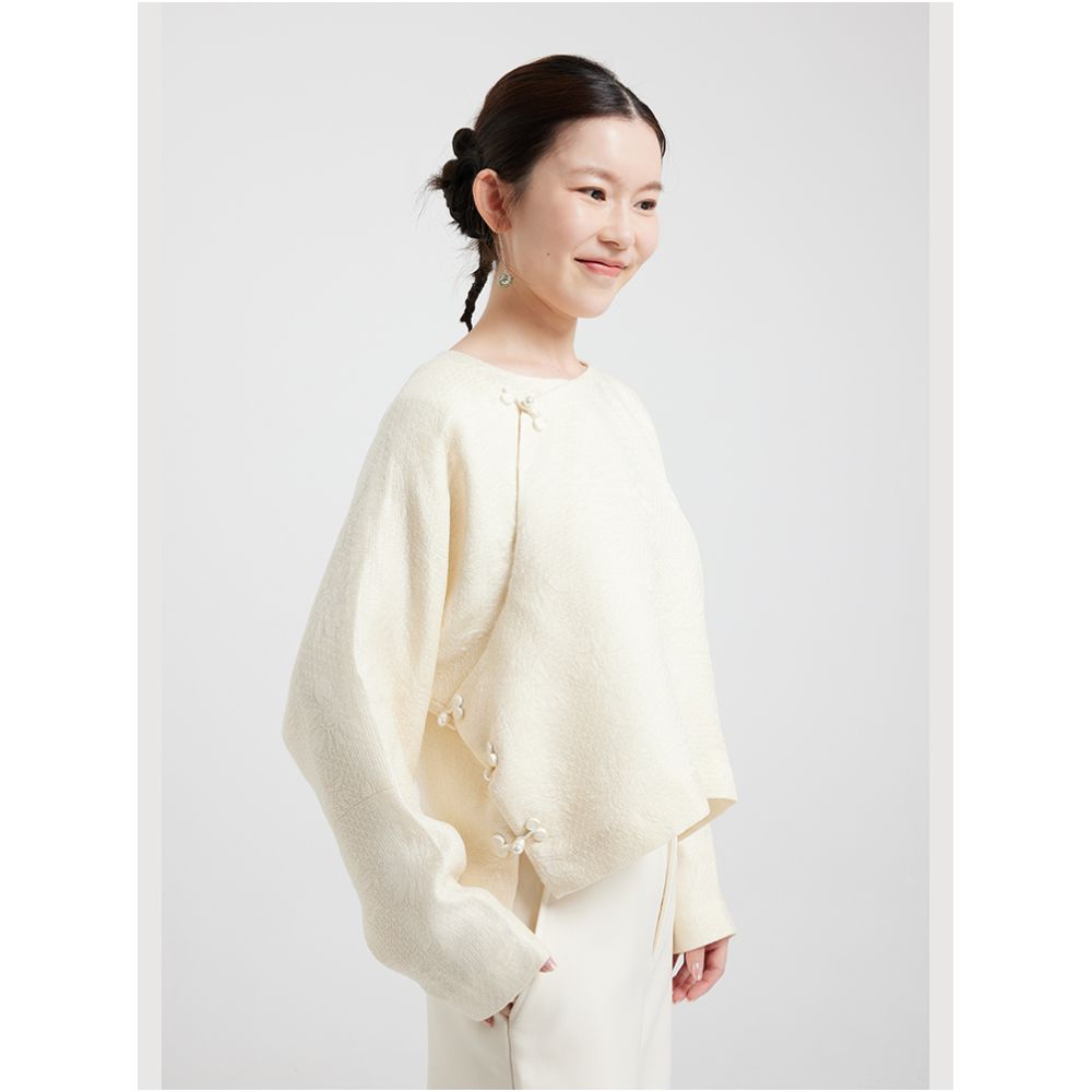 Wang Antian s original long sleeved handmade floral button real collar milk white jacquard silk wool Chinese style top for autumn and winter short jacket image 6