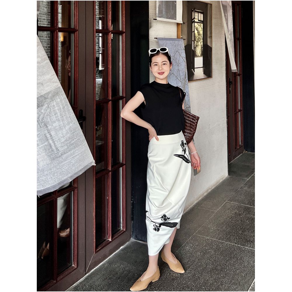 Cml wabi sabi country style half skirt women s retro new style elegant and versatile refreshing big flower wrapped hip skirt image 2