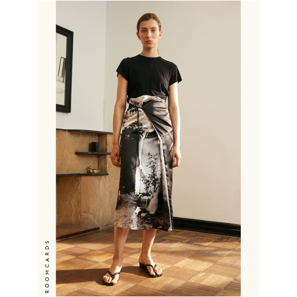 ROOMCARDS Independent Designer Retro Photo Print Splicing Pure Silk Wrap Skirt Multi Wear Strap Half Skirt image 1