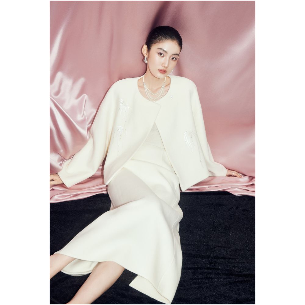 MandyZhang White 100 Sheepskin High Waist Straight Tube Woolen Woolen Half Skirt for Women Winter High End Long Skirt image 3