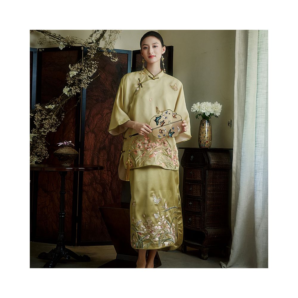 Mo Yu Lan Hui Republic of China style improvement 100 silk embroidered retro wife s dress Chinese Tang suit top image 4