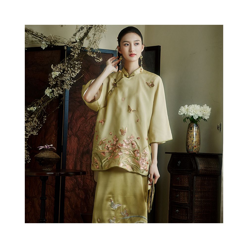 ASAYA4919 – Golden Serenity Silk Top🌼✨